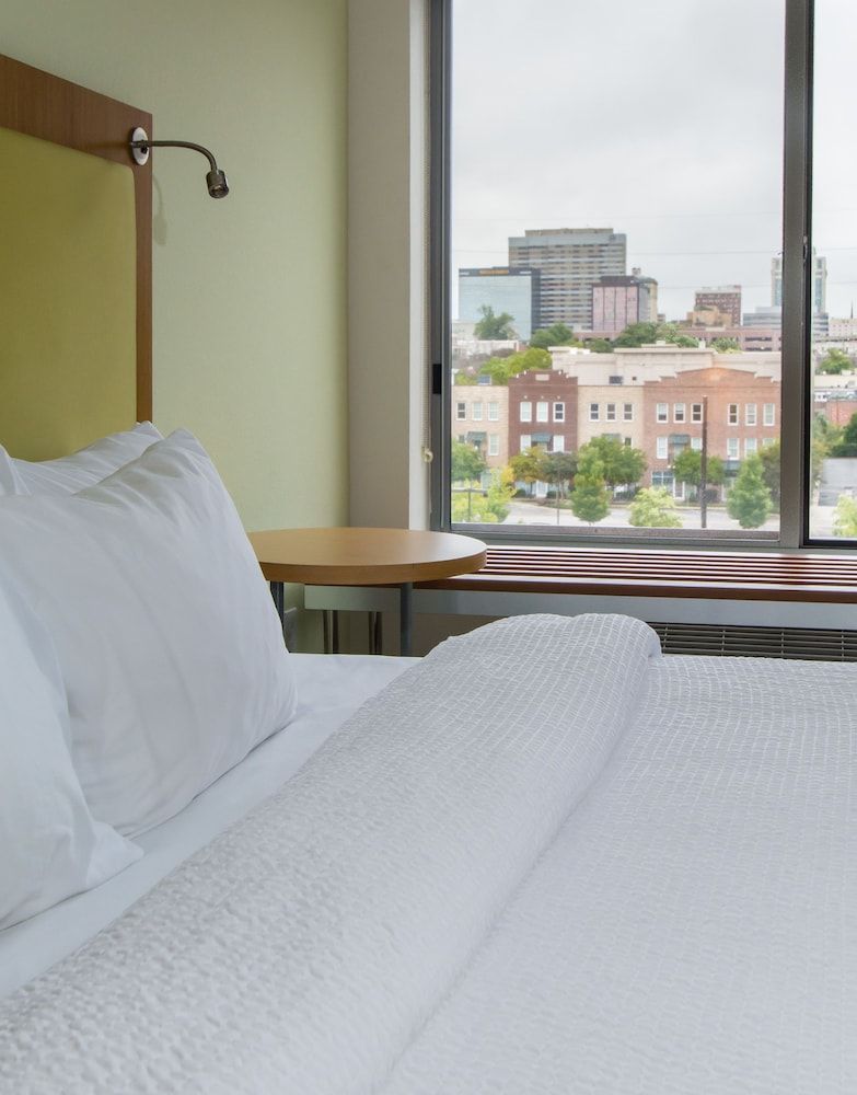 Studio Suite, 1 King Bed, Non Smoking