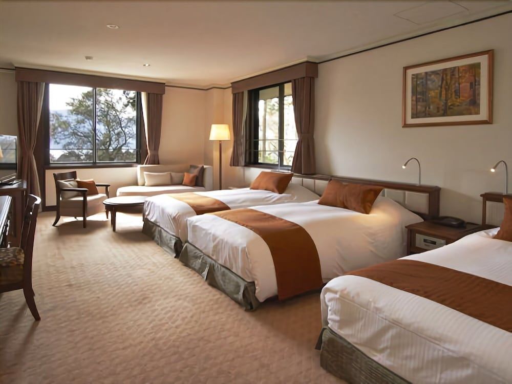undefined Hotel de Yama, Hakone Lake Side