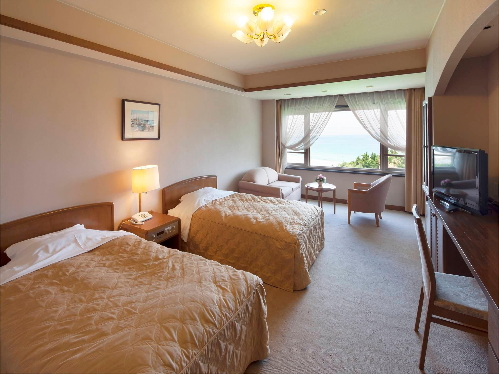 Standard Twin Room - Non-Smoking