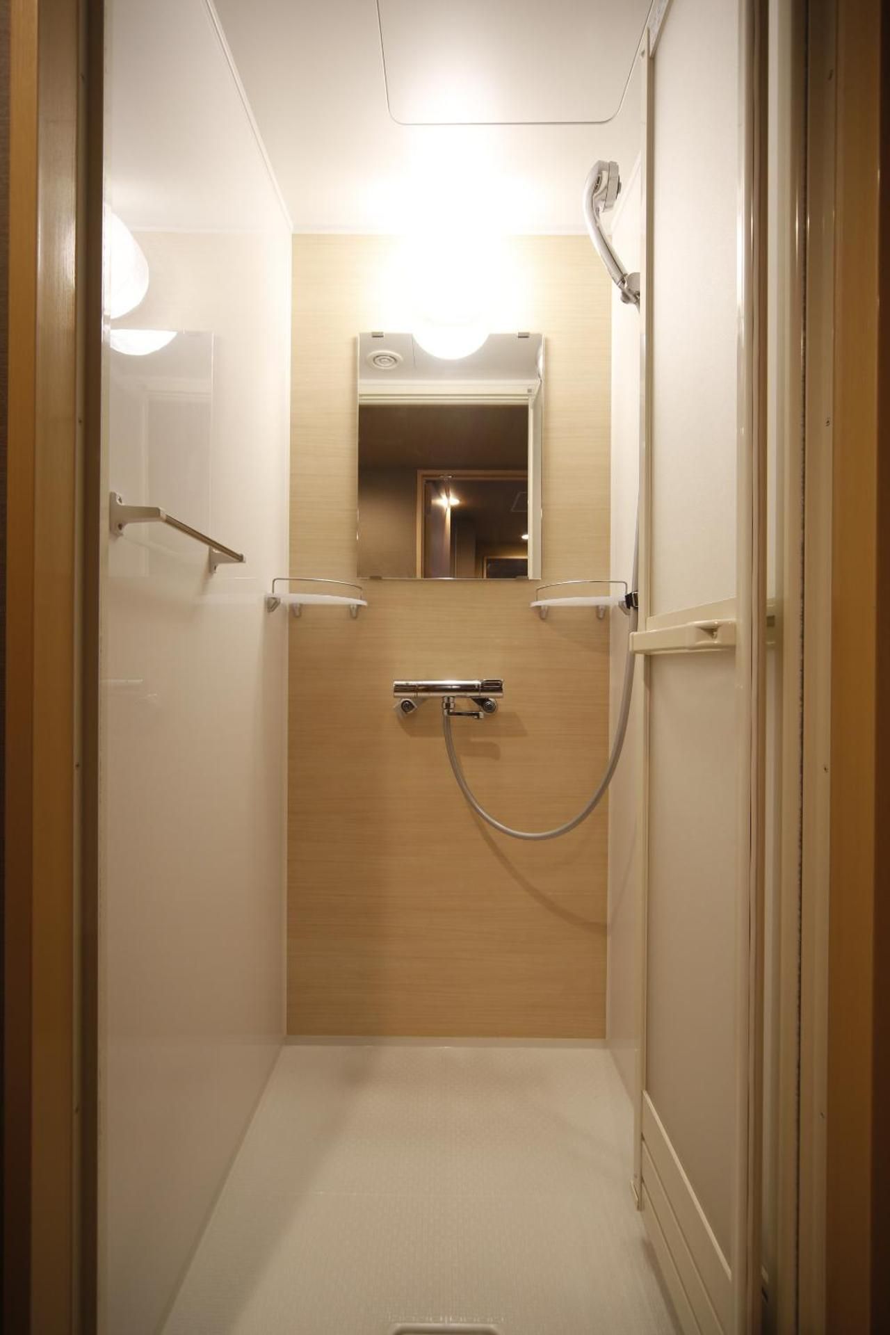 Hollywood Twin Room with Tatami Floor - No Daily Cleaning