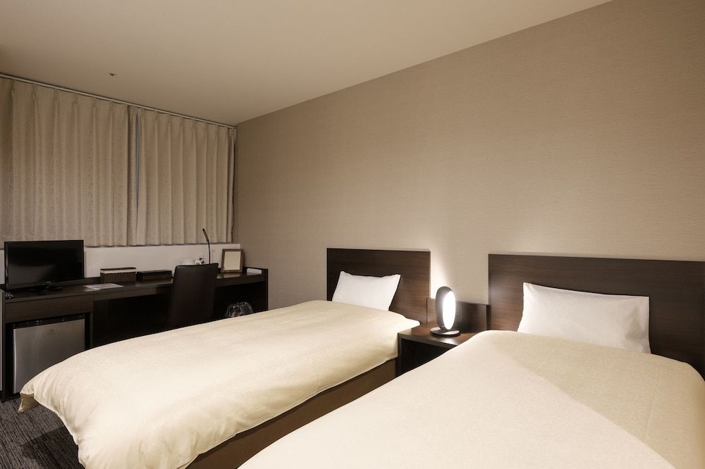 Western Style Twin Room