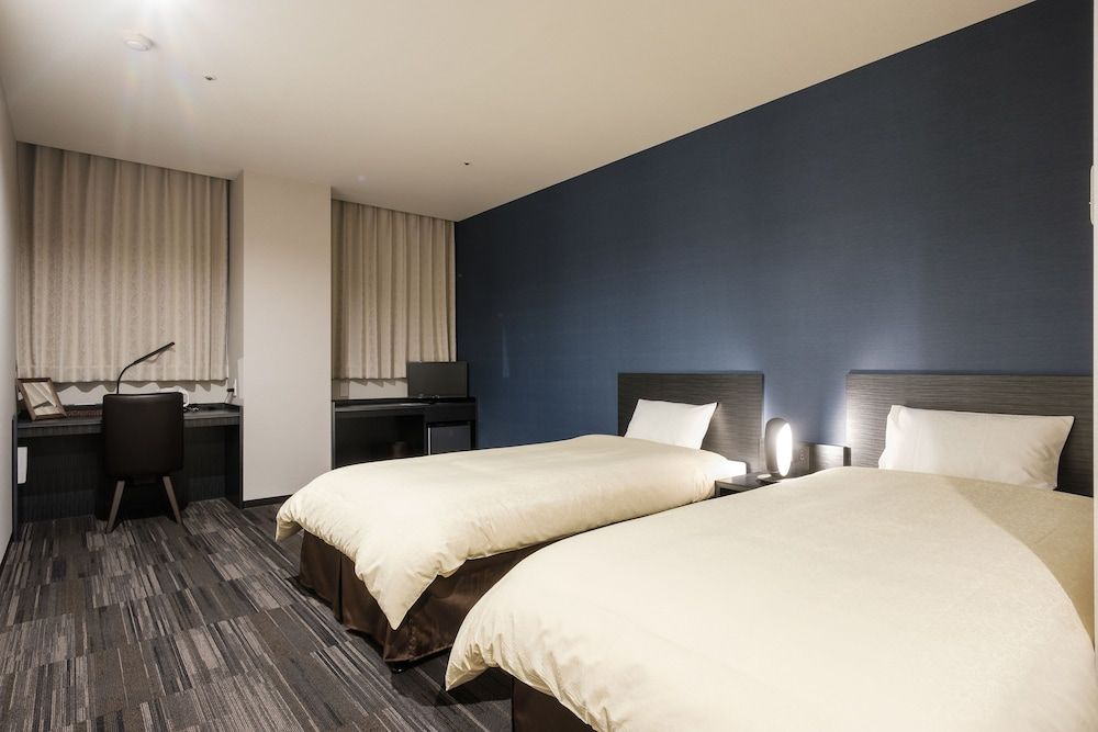 Western Style Twin Room