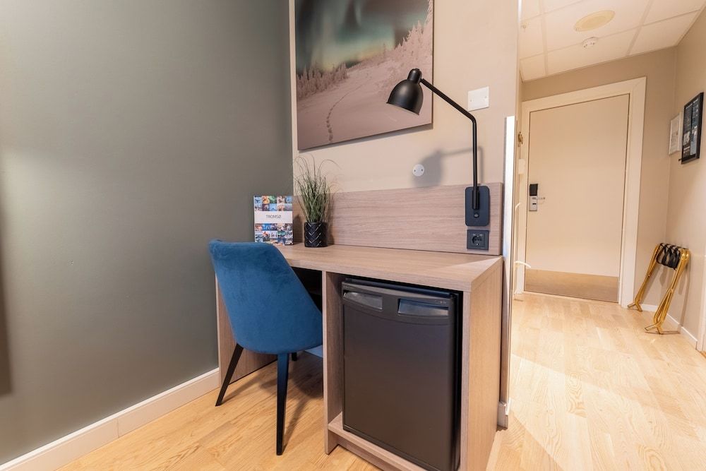 Quality Hotel Saga Double Room (Compact) 5