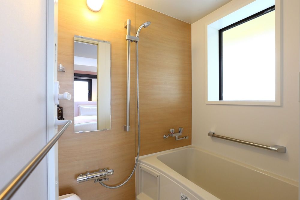 DX Twin 21sqm 2 beds 120cm wide + extra bed, non-smoking