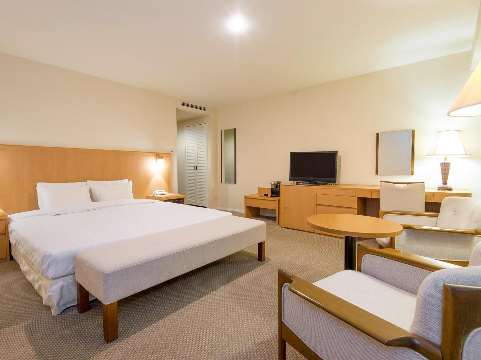 Deluxe King Room - Smoking