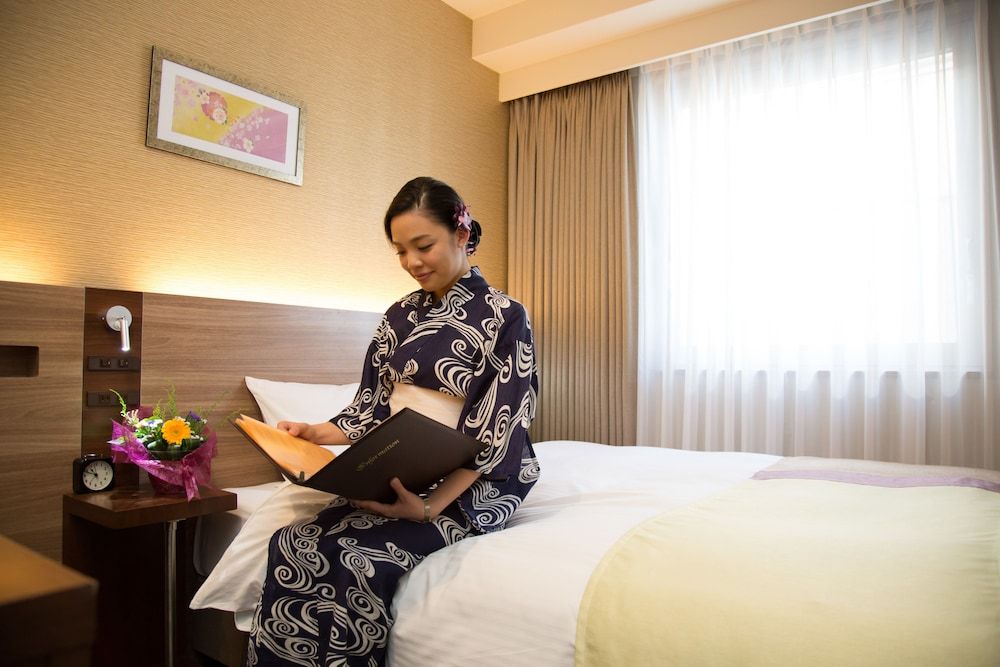 undefined Shinsaibashi Grand Hotel Osaka 8