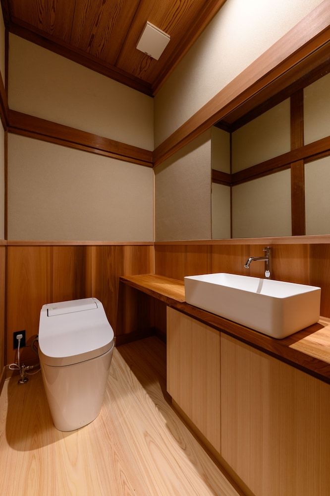 Deluxe Twin Room with Shared Bathroom, Non Smoking - KAEDE