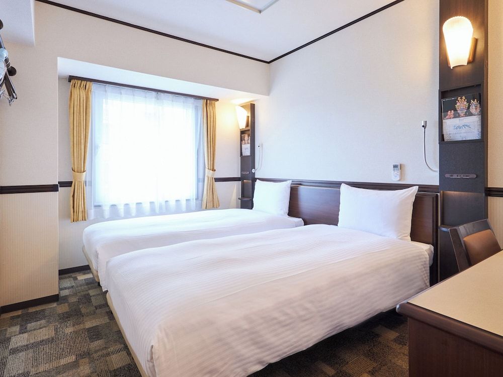 undefined Toyoko Inn Tokyo Ueno Tawaramachi-eki 3