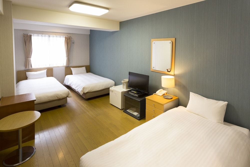Triple Room, Non Smoking (No Parking Offer)