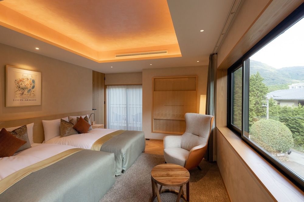 undefined The Hiramatsu Hotels & Resorts Sengokuhara 4