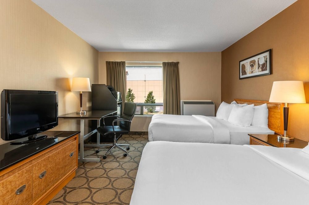 Standard Room, 2 Queen Beds, Second Floor