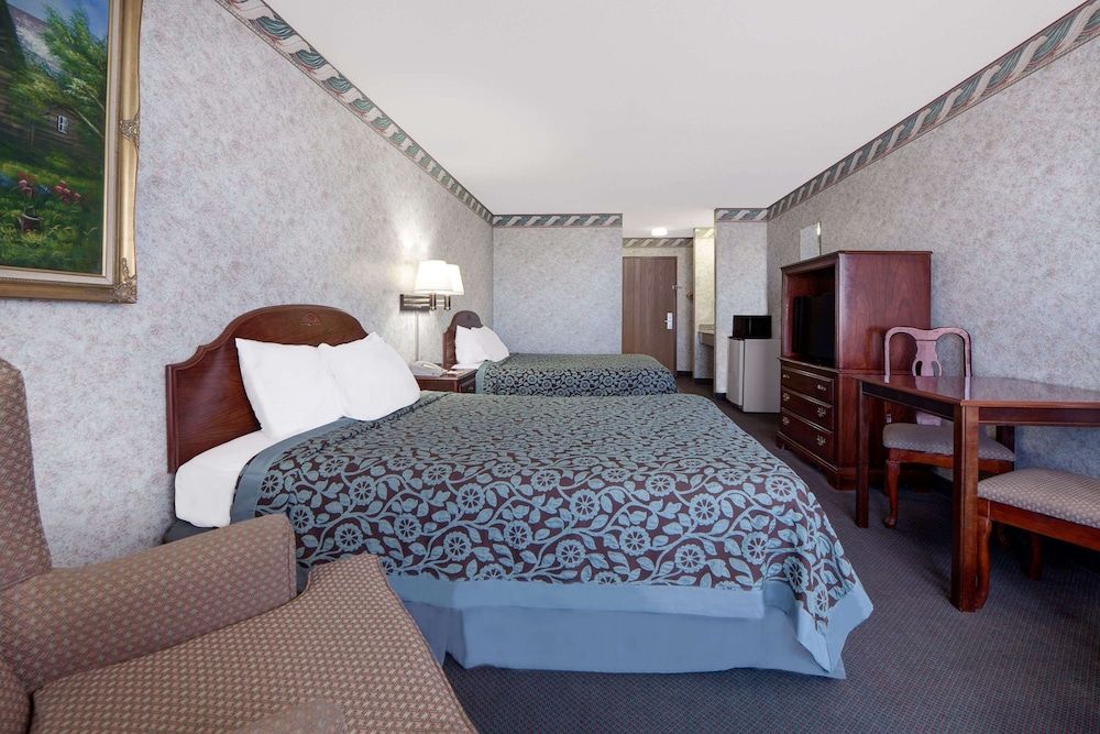 Standard Room, 2 Queen Beds, Accessible