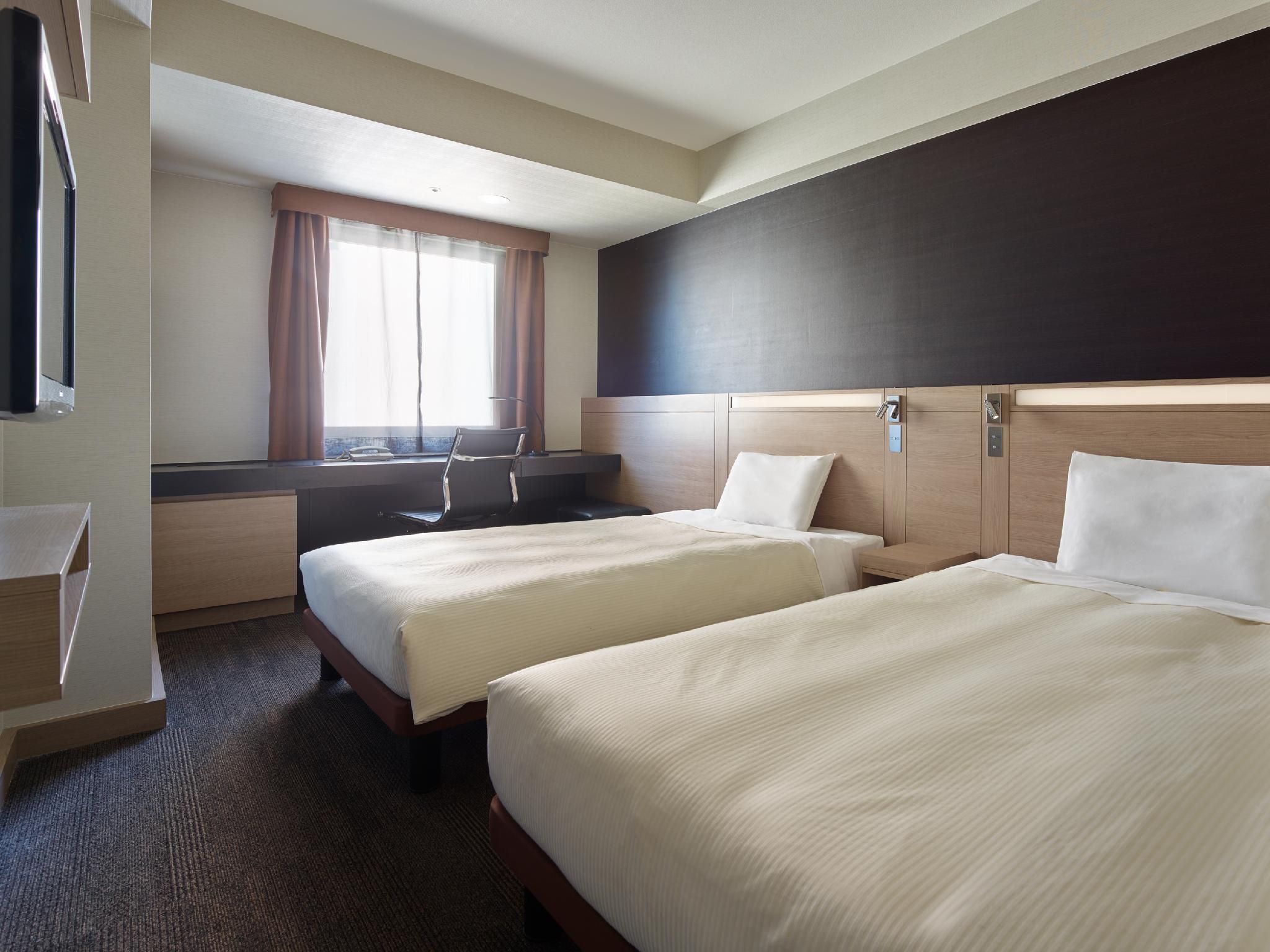Moderate Twin Room - Non-Smoking