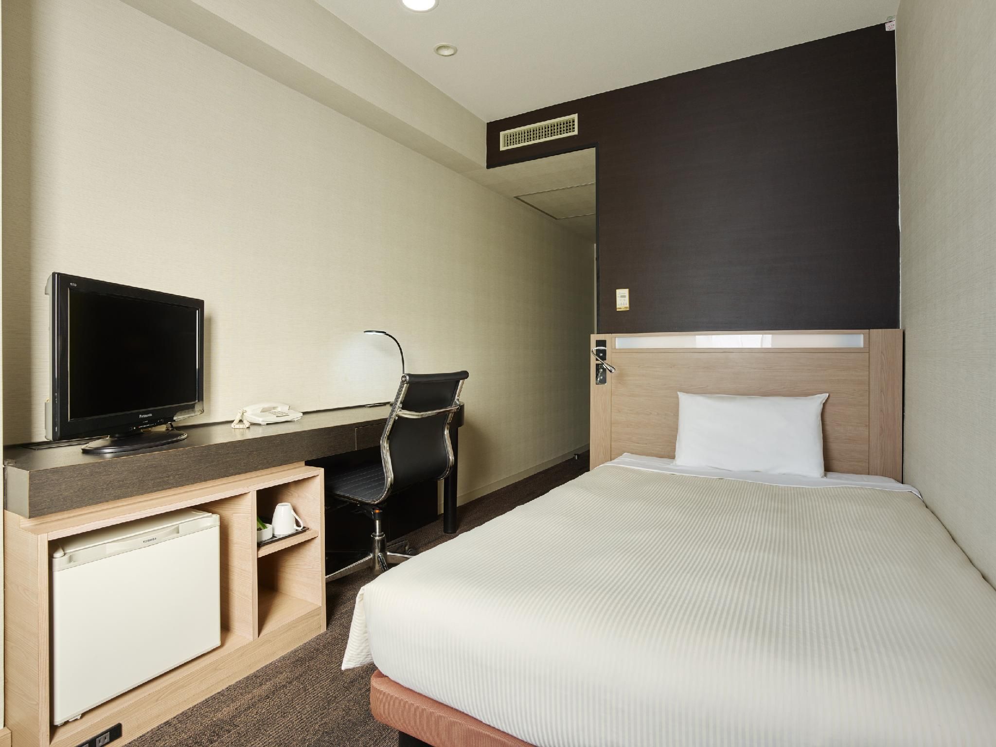 Standard Single Room - Non-Smoking