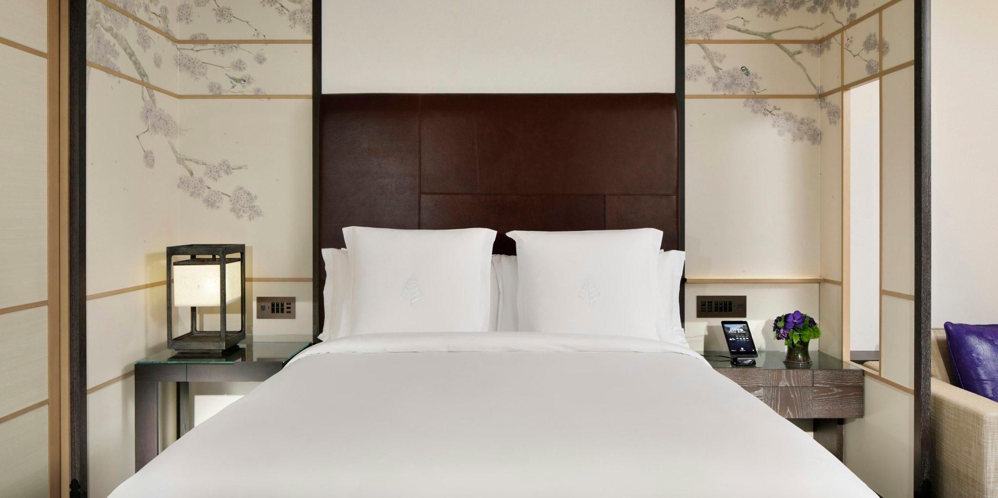 Deluxe Room with King Bed
