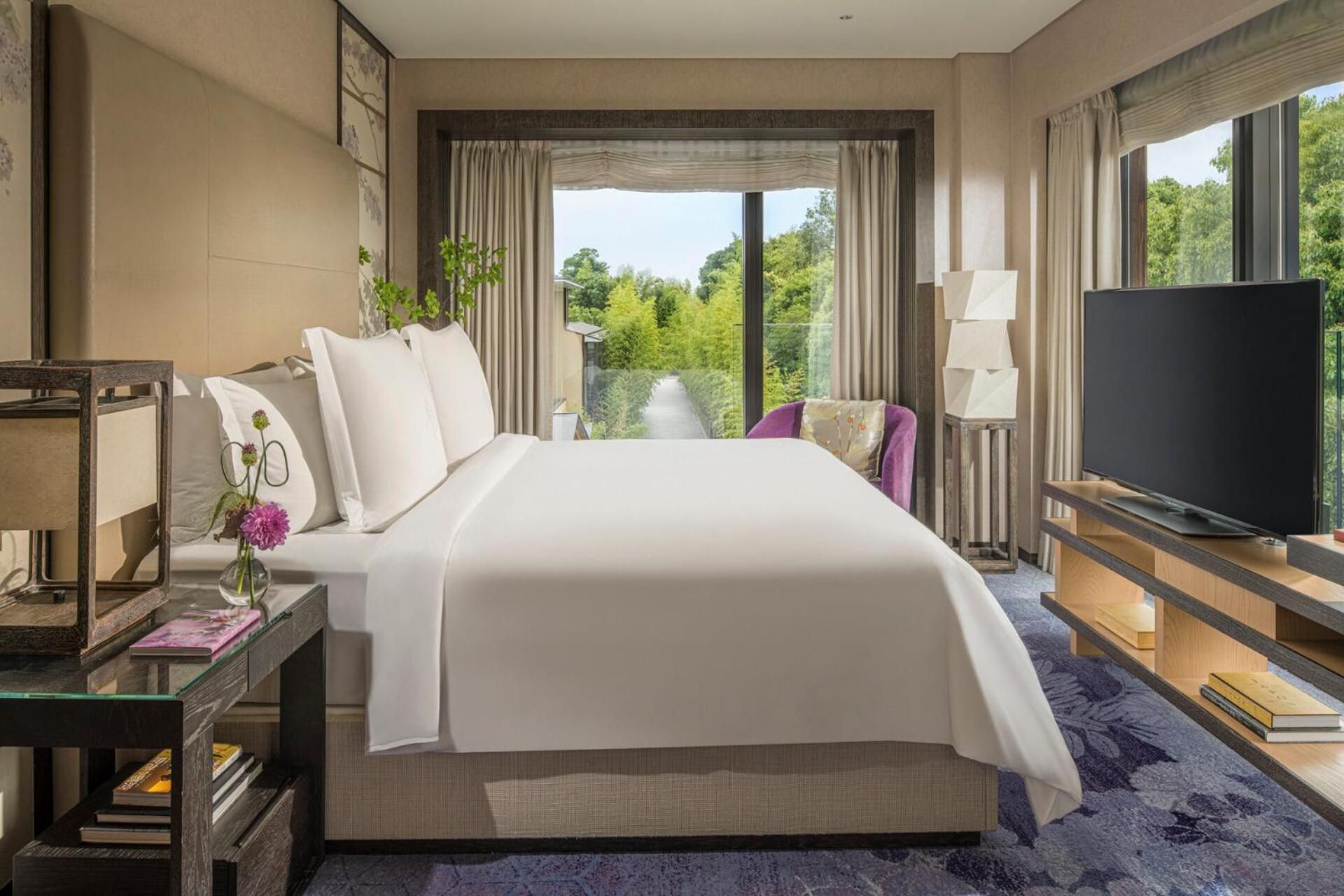 One Bedroom Suite King