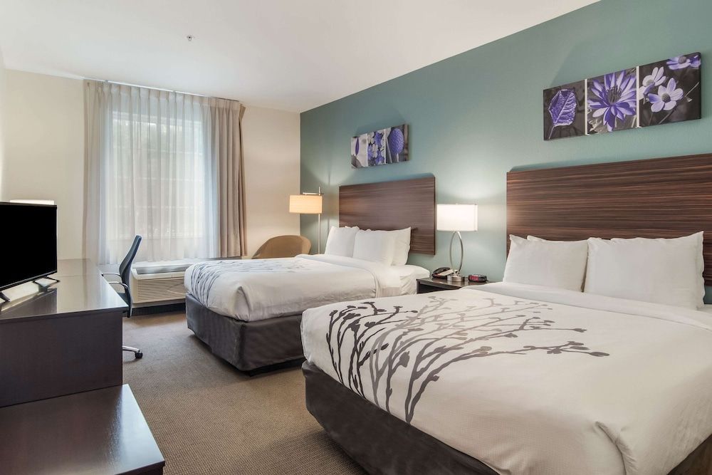 Standard Room, 2 Queen Beds, Non Smoking