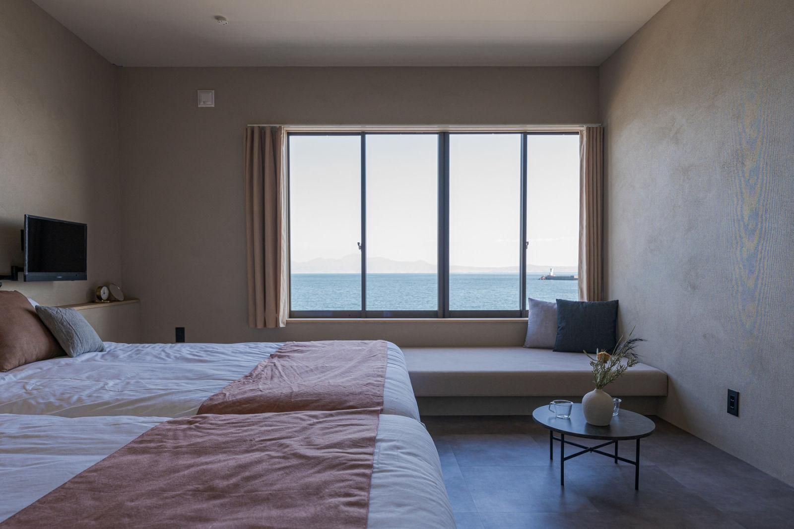 Western Style Twin Room