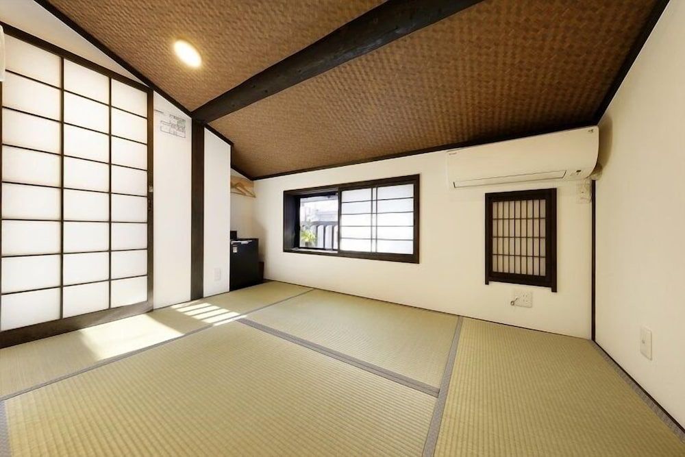 Japanese-Style Standard Twin Room with Shared Bathroom - Second Floor - Asagao