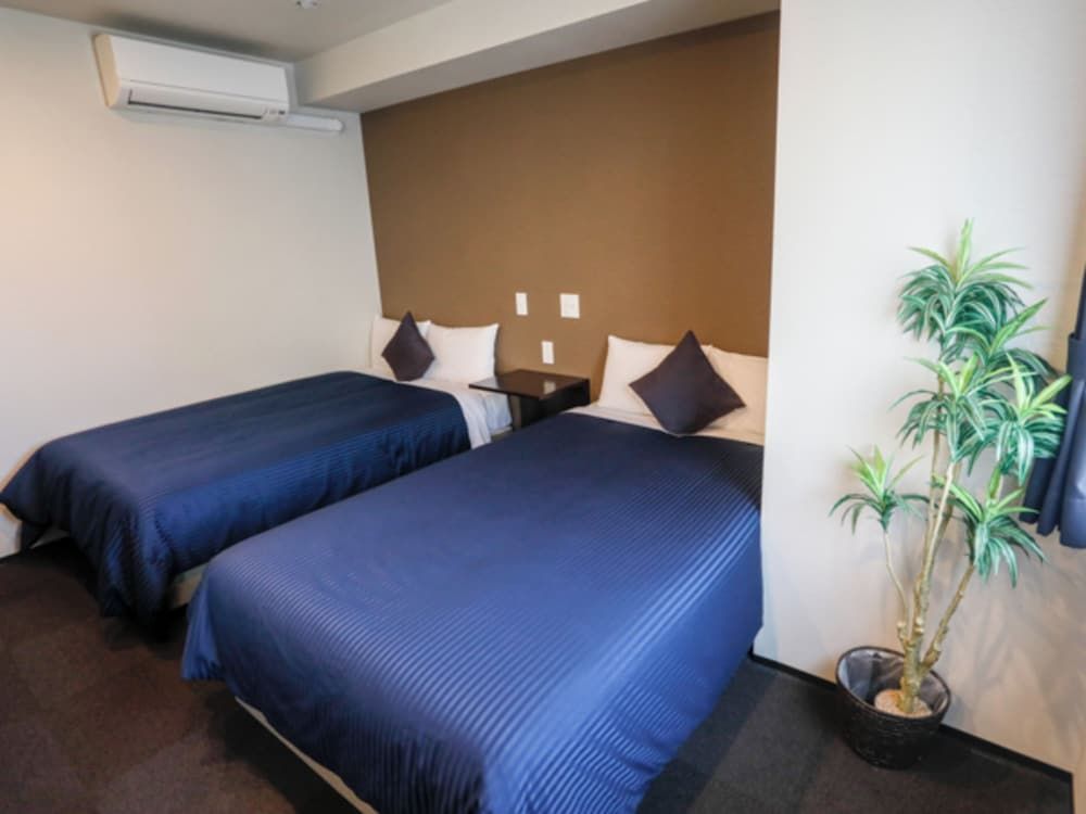 undefined HOTEL LiVEMAX Higashi Ginza 3