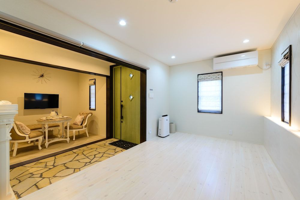 Apartment House