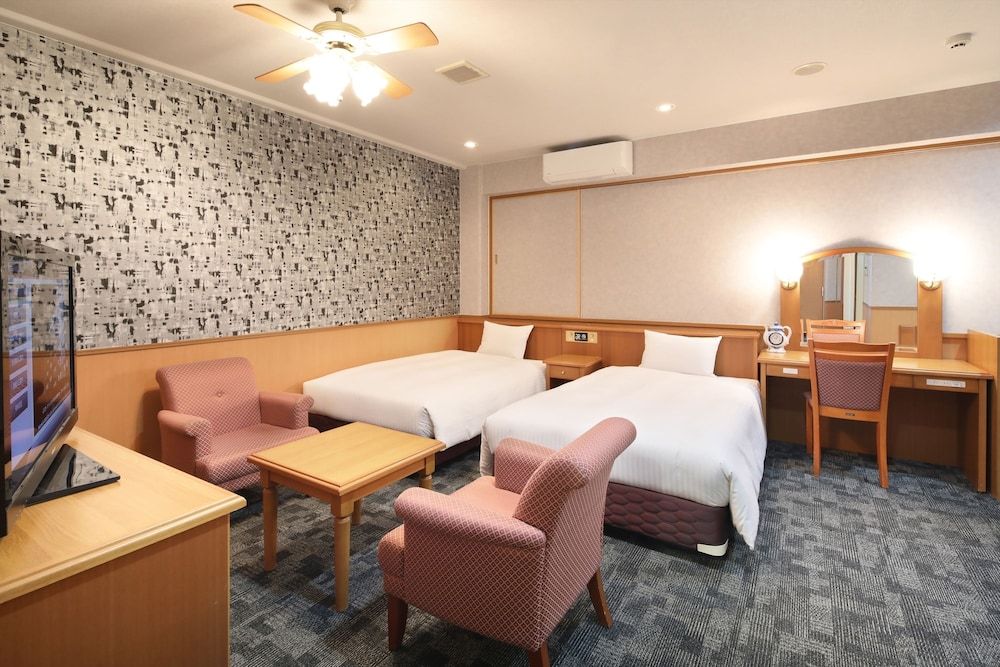 Deluxe Twin Room, Non Smoking (Family Room)