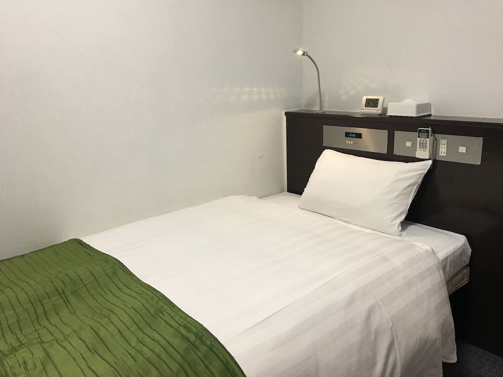 High Set HOTEL Shizuoka Inter Standard Single Room, 1 Large Twin Bed, Smoking 4