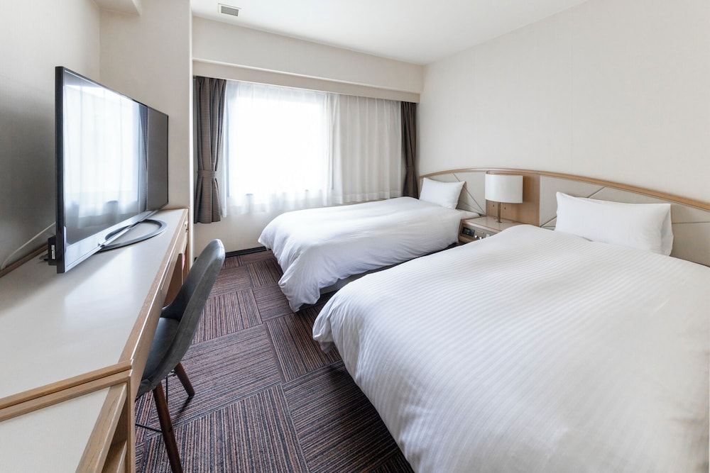 Standard Twin Room - Non-Smoking