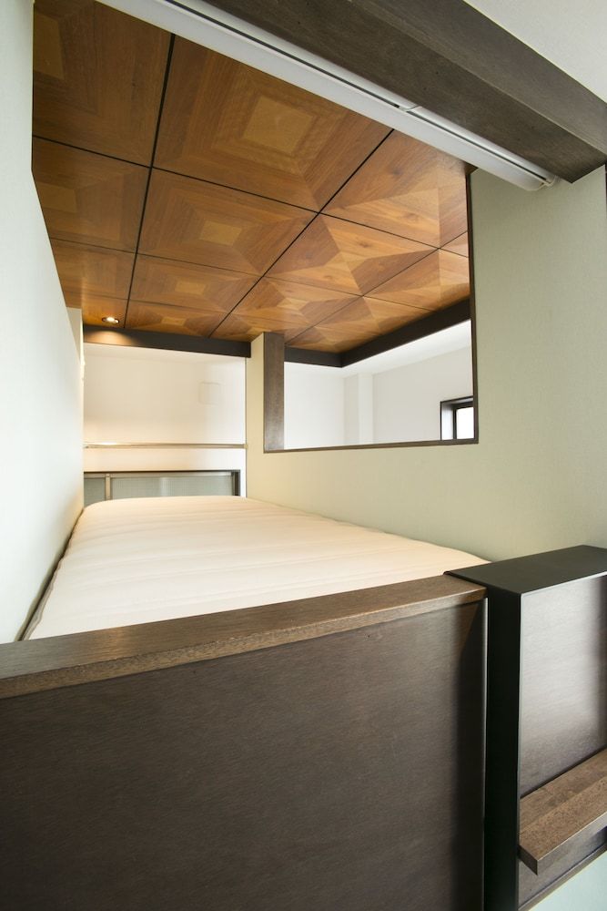 YAWP! backpackers - Hostel 2 beds out of 12, shared with other guests 6