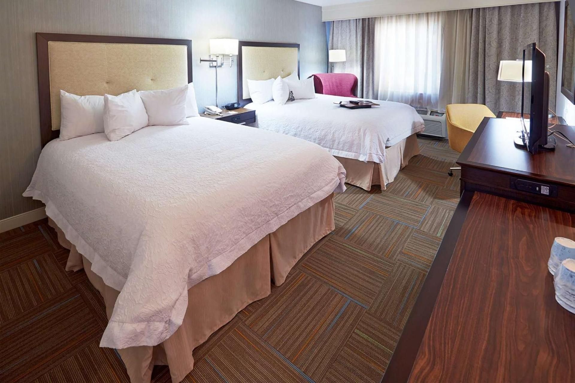 2 Queen Beds Nonsmoking