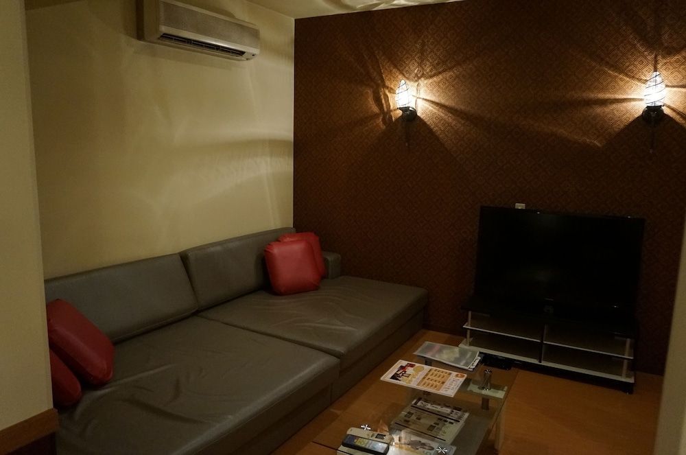 Suite, Smoking (Love Hotel)
