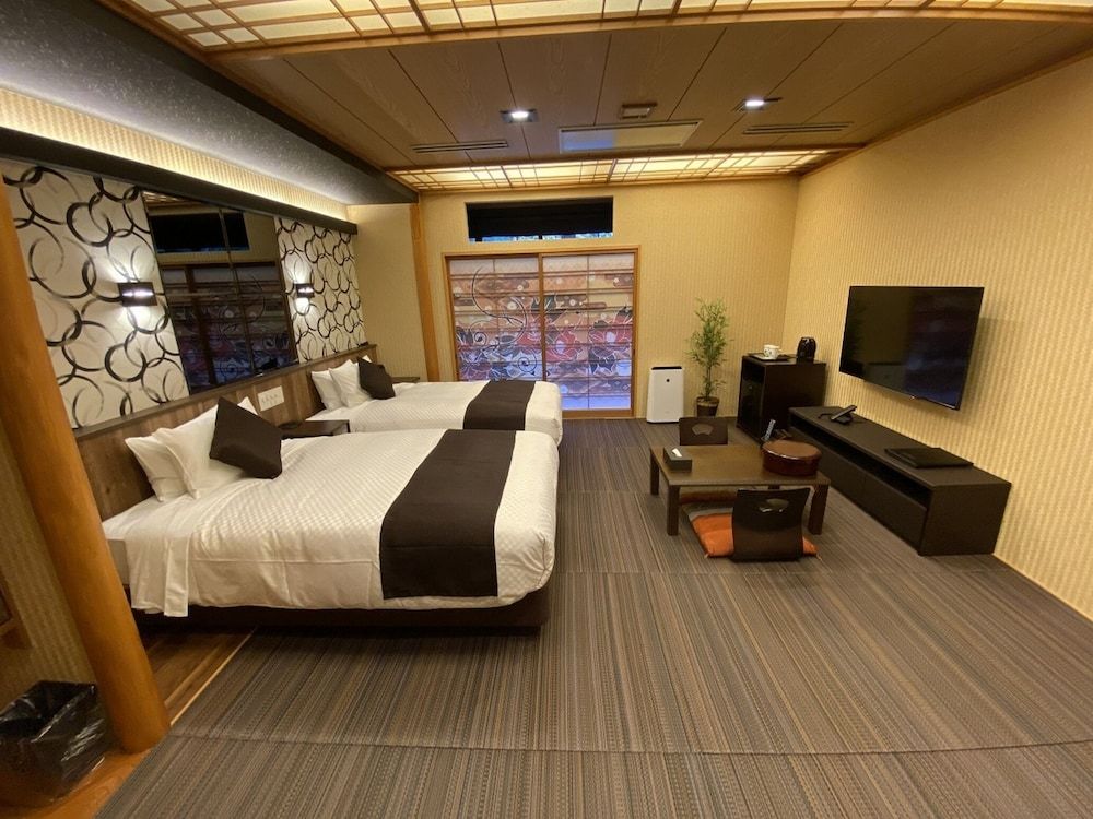 [Japanese Room] 31 sqm + 8 sqm private terrace with cypress open-air bath, Non Smoking