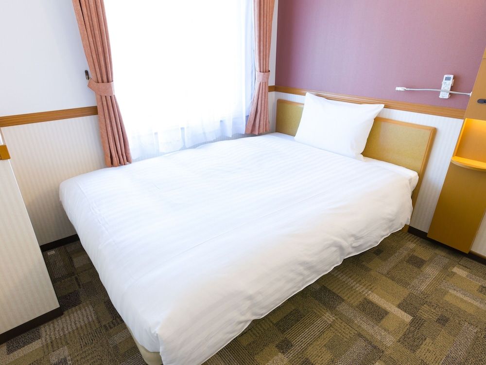 undefined Toyoko Inn Osaka Hommachi No.1 8