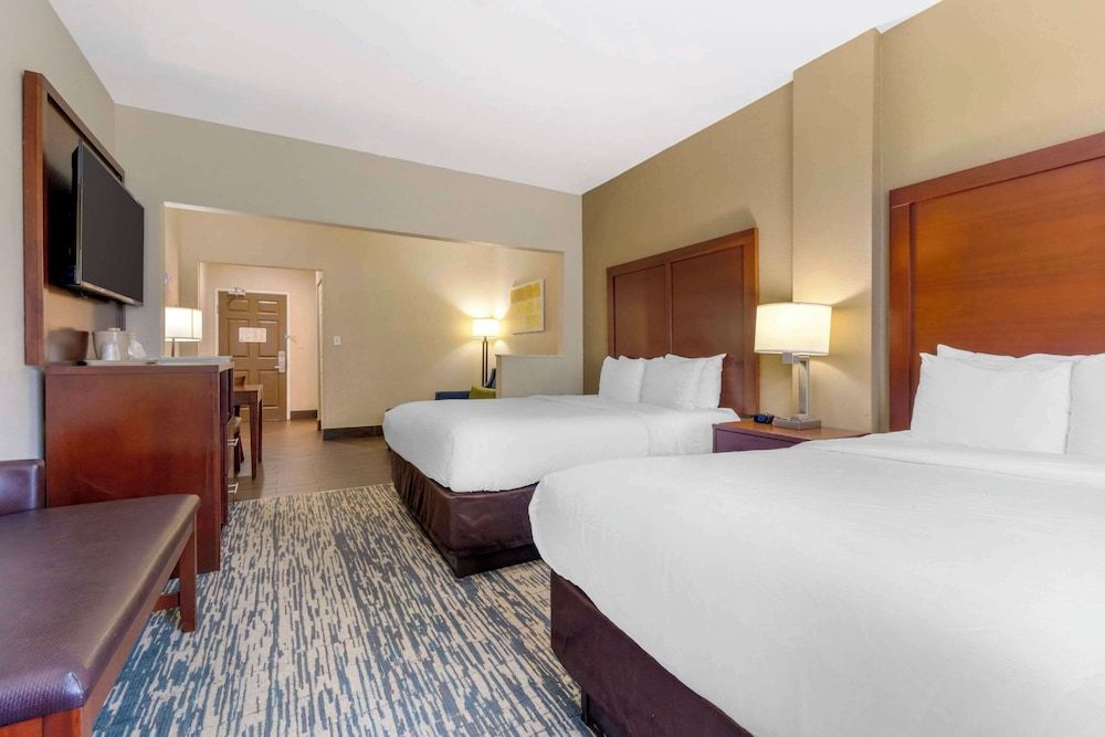Suite, 2 Queen Beds, Non Smoking
