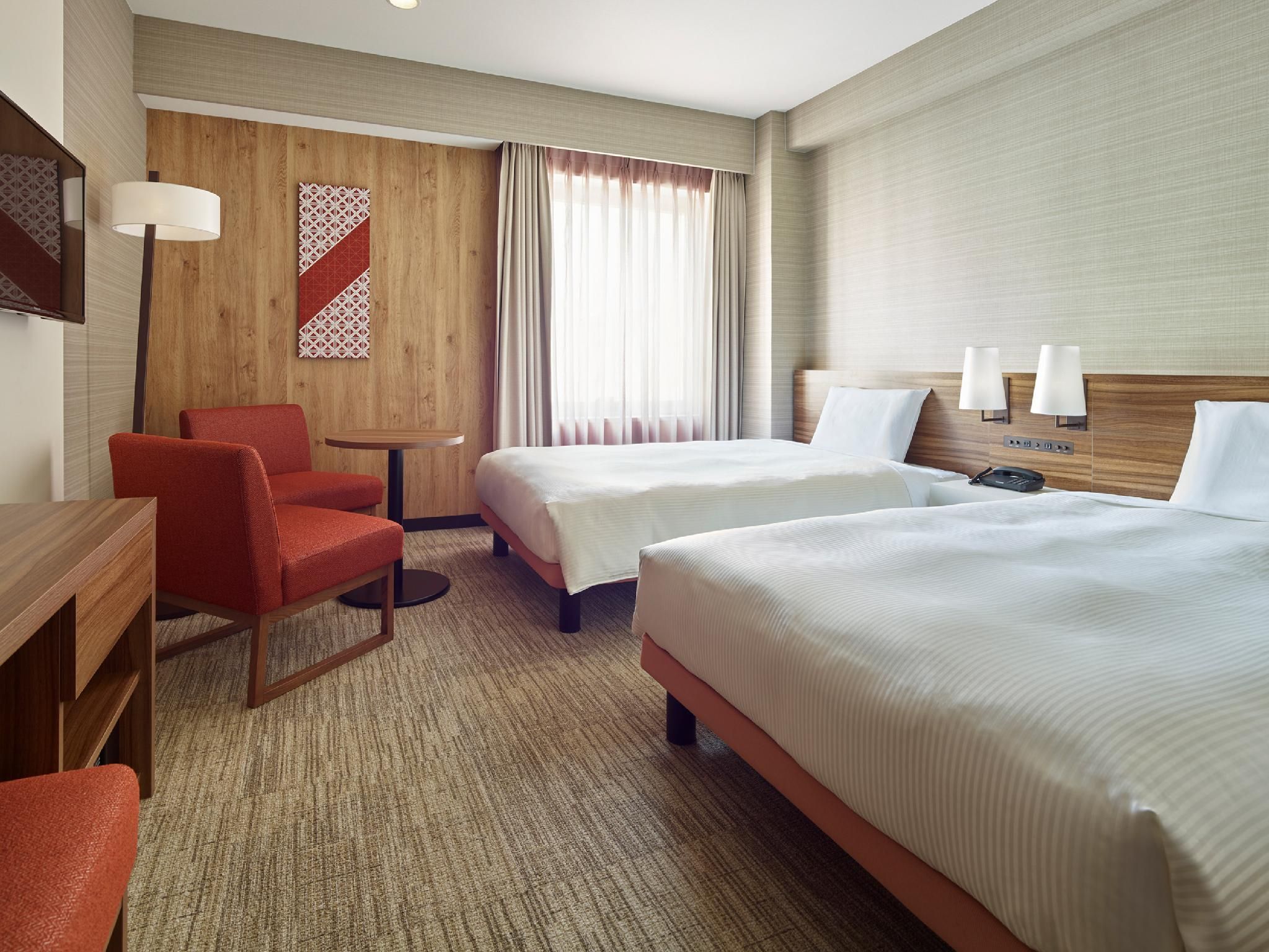 Adjoining Twin Rooms - Non-Smoking, Non-Connecting Rooms