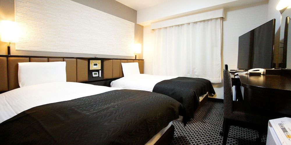 Standard Twin Room, Smoking
