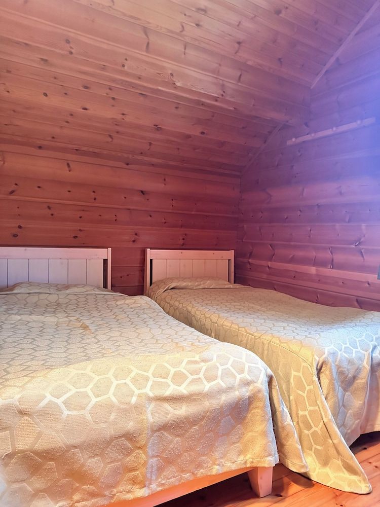 Three Bedroom Loghouse Yukiotoko
