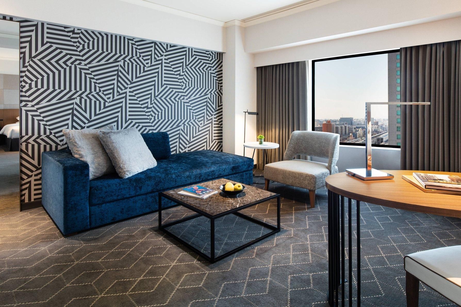 Executive lounge access, Junior Suite, 1 King, High floor