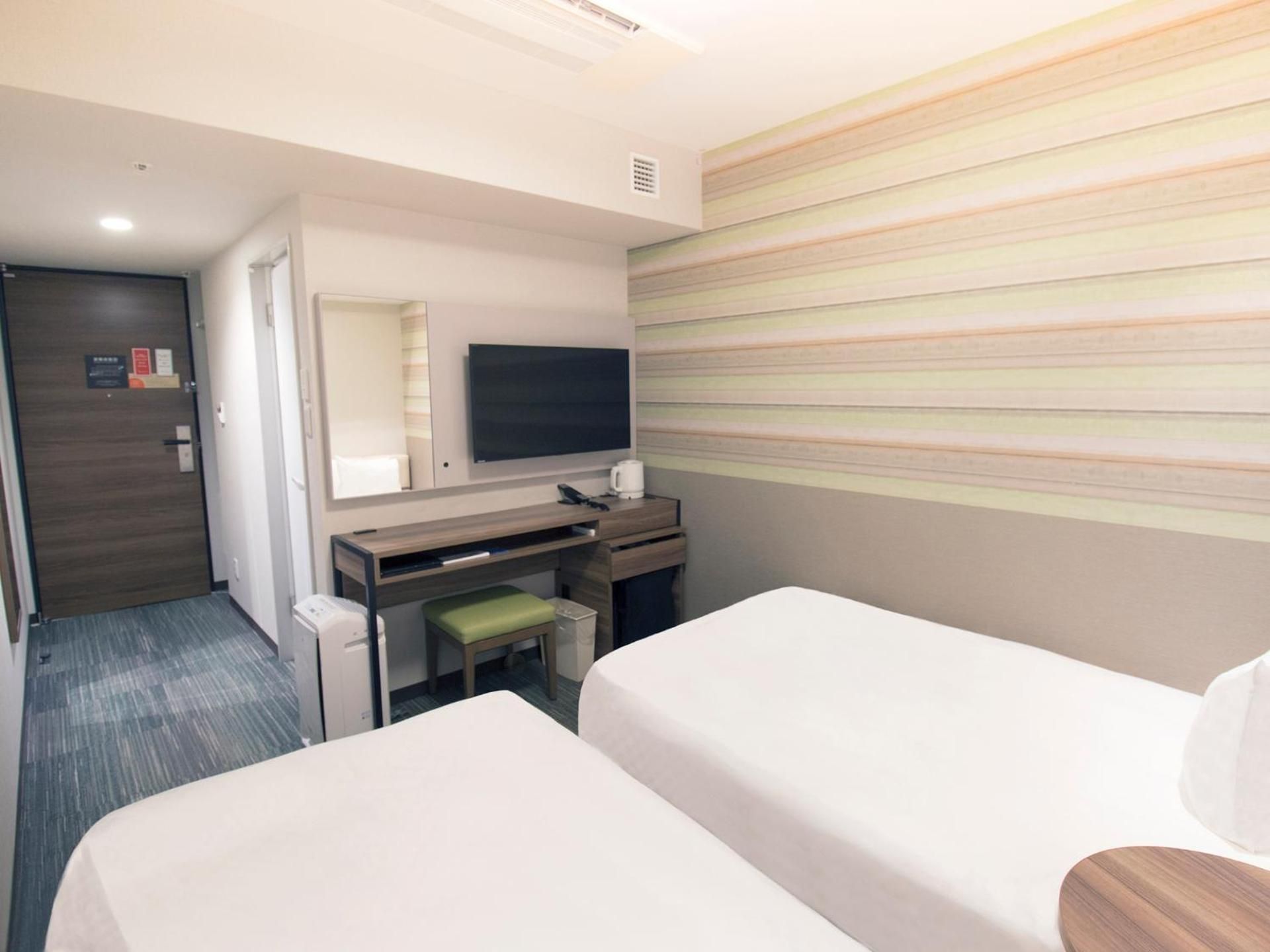 Economy Twin Room Non-Smoking