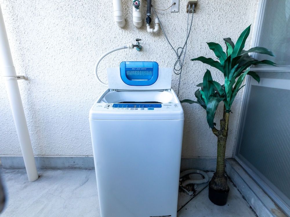 Sakura Guest House Twin Room, Non Smoking 12