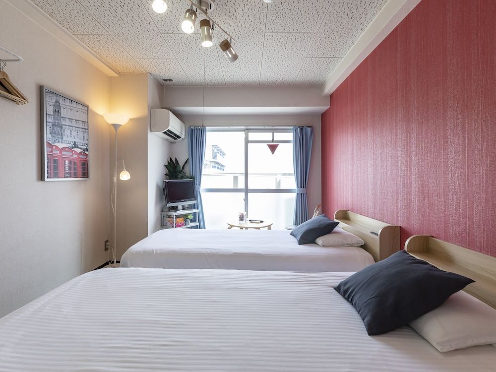 Sakura Guest House Twin Room, Non Smoking 6