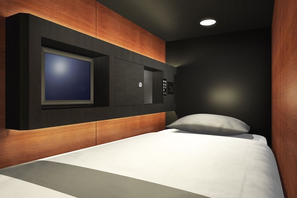 undefined commun SHIBUYA - Caters to Men