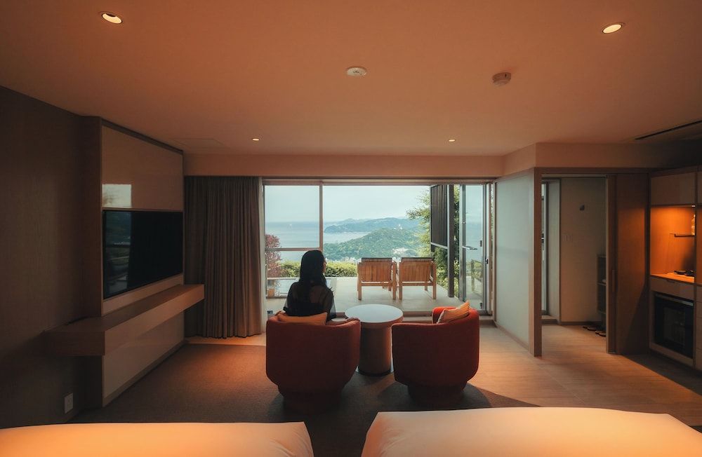 Hotel Grand Bach Atami Crescendo Twin Room Open-air Bath 5