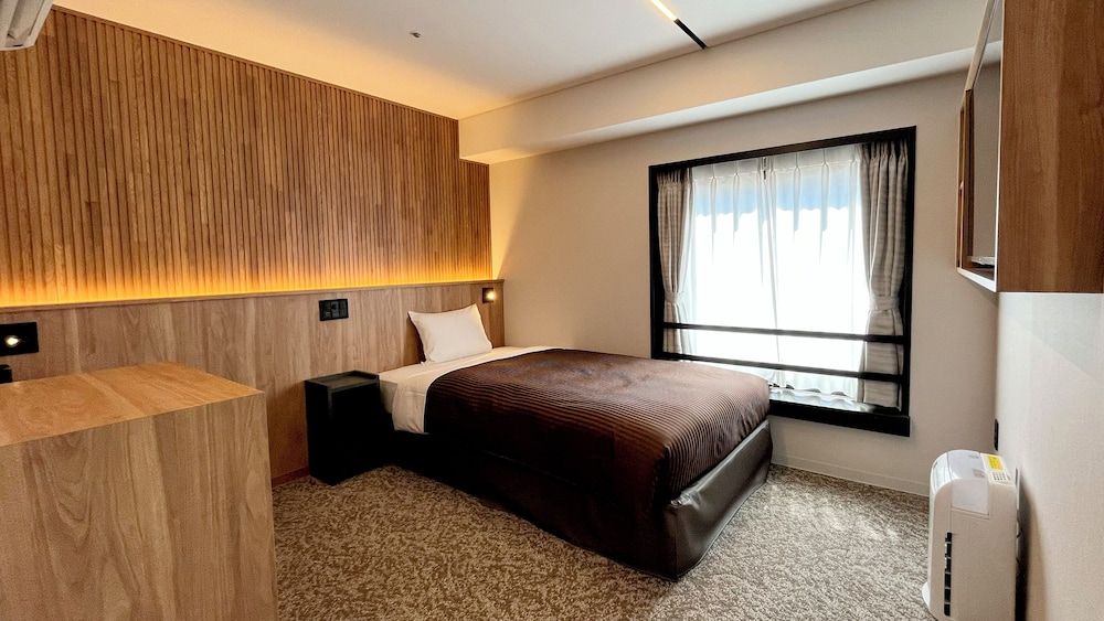 Premium Single Room, 1 Large Twin Bed, Non Smoking