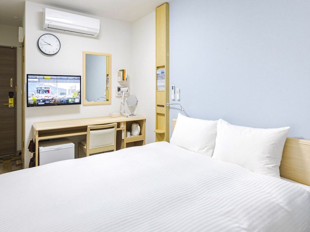 Standard Double Room, Smoking