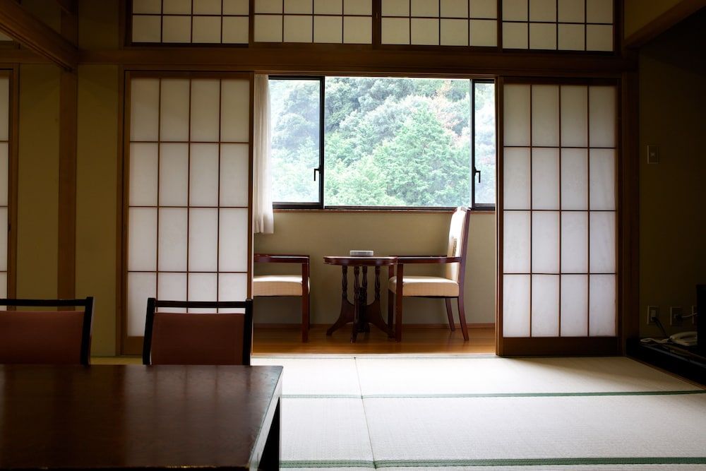 Japanese Style Room (10 tatami), Mountain View