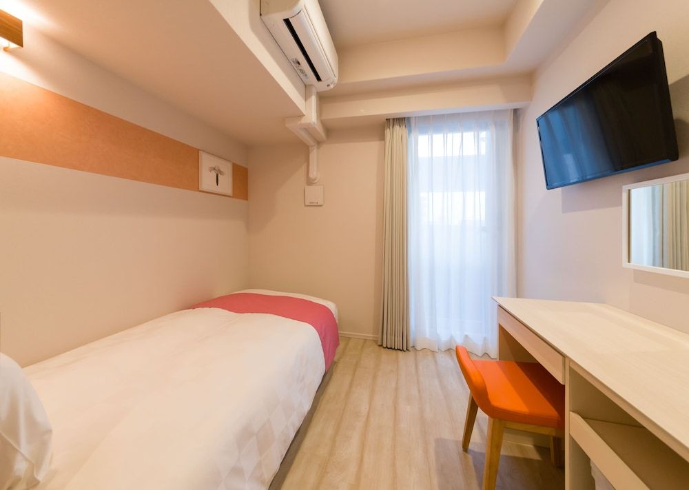 undefined Sarasa Hotel Namba 8