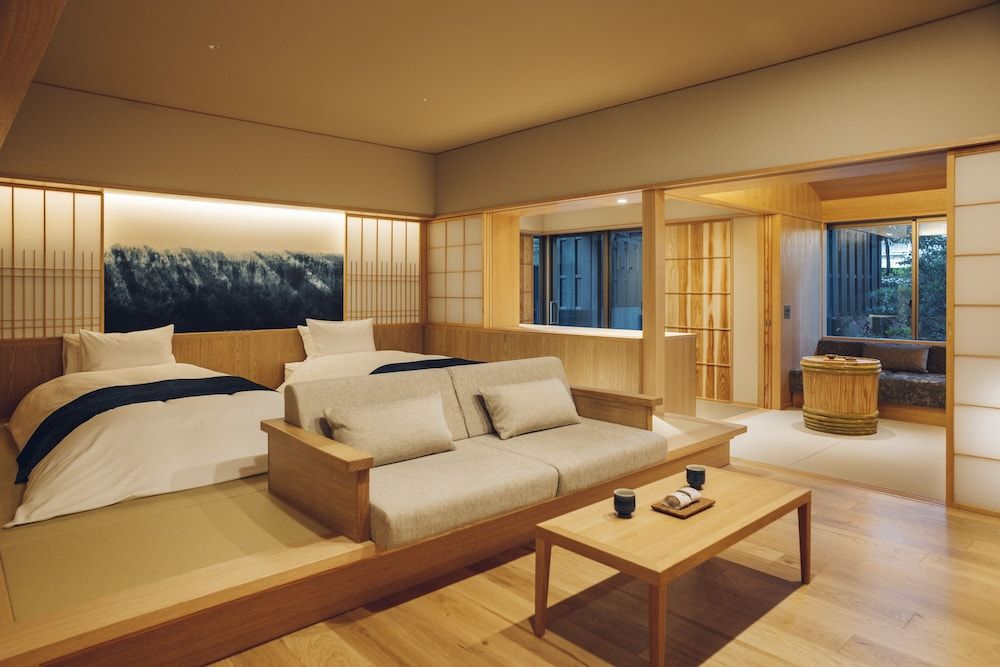 Japanese-style Room with Outdoor Bath 1H5