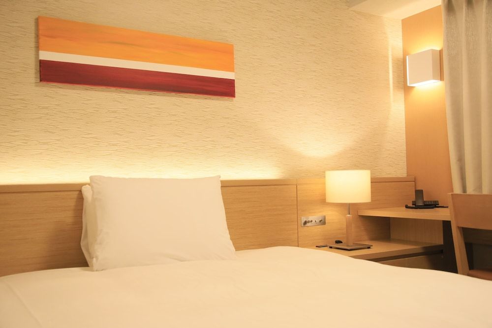 Richmond Hotel Nagoya Shinkansenguchi Double Room for 2 People, Non Smoking 3