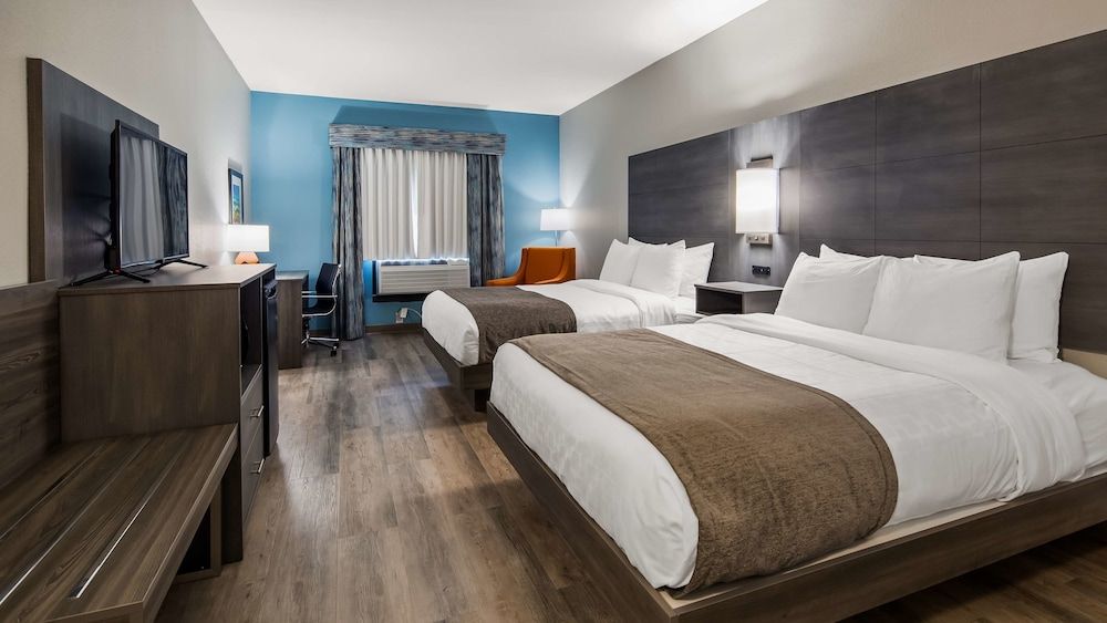 Standard Room, 2 Queen Beds, Accessible, Non Smoking